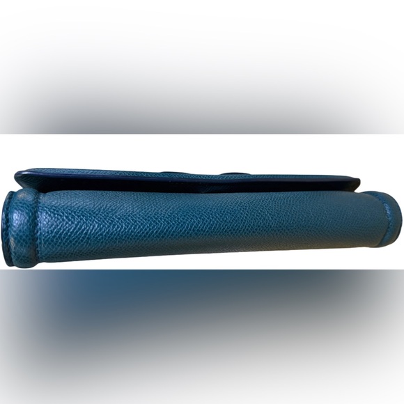 SALVATORE FERRAGAMO Vara Bow Crossbody - Picture 4 of 12